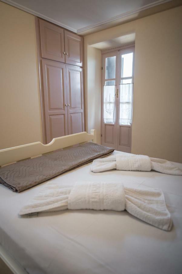 Villa Livas Kavallos  ภายนอก รูปภาพ